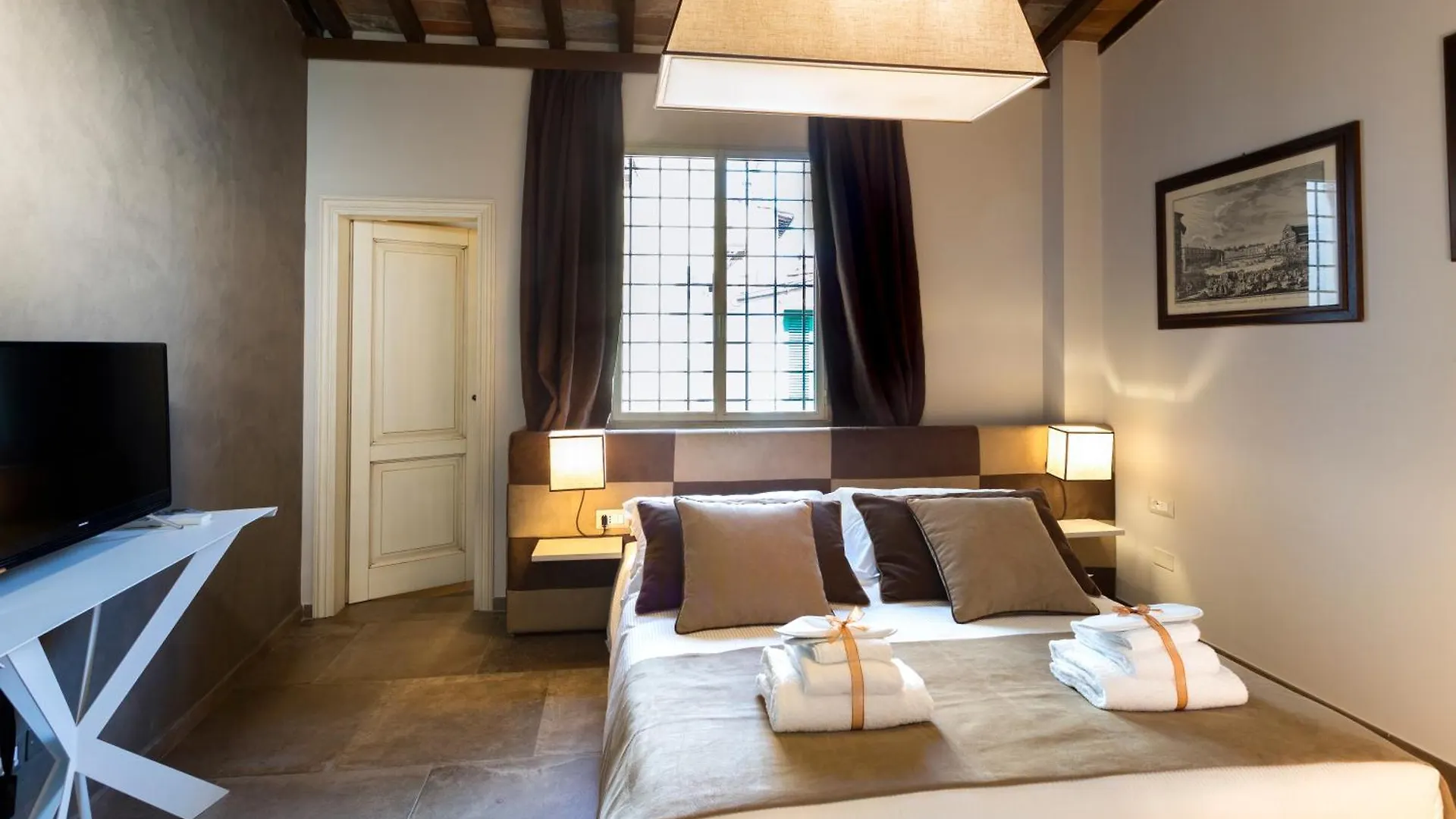 Qk Costa58 Home Tower Firenze 0*,  Italia