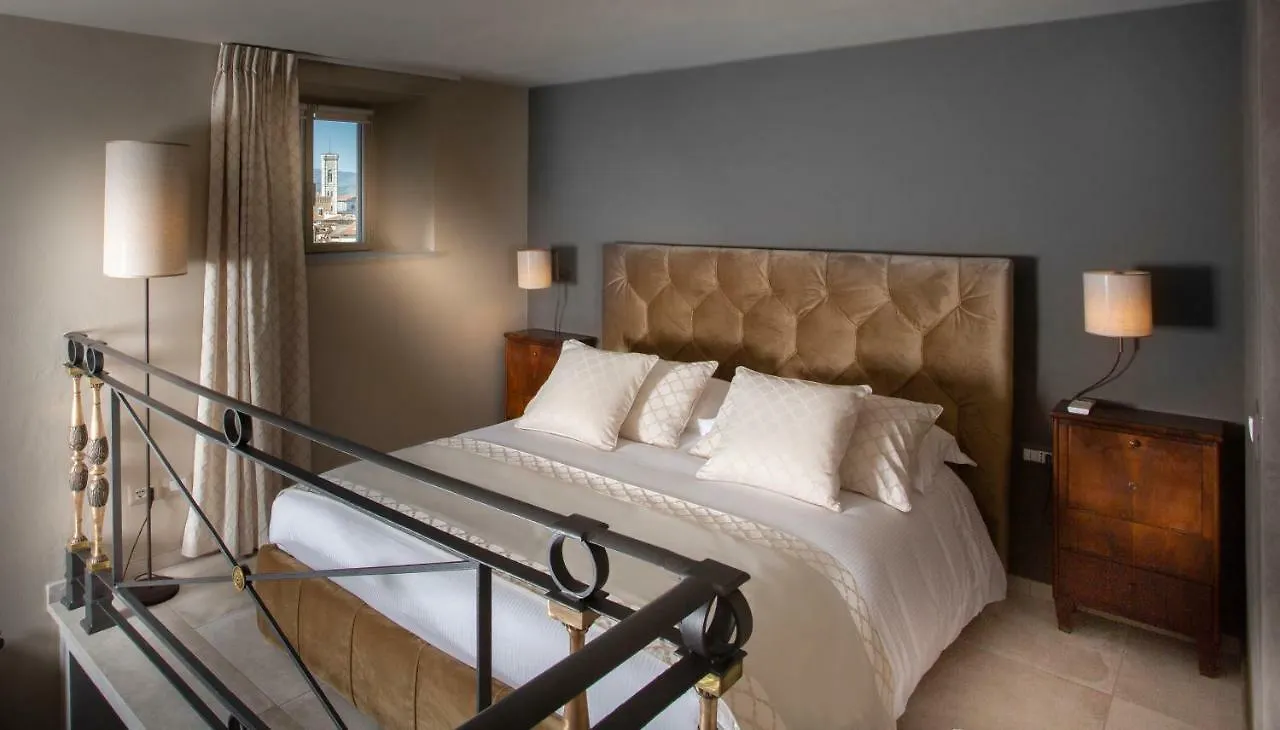 Qk Costa58 Home Tower Firenze Italia